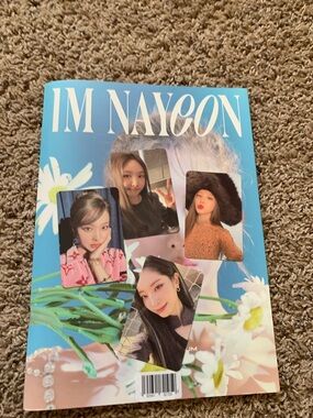 IM NAYEON album